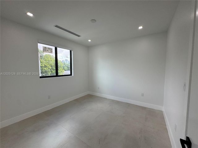1924 NW 27th Street, Miami, FL 33142