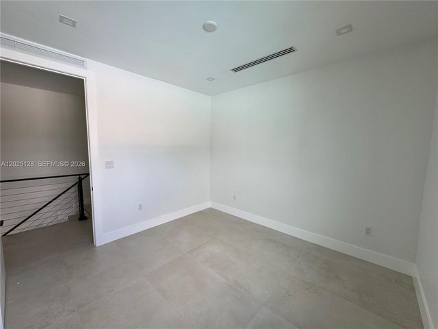 1924 NW 27th Street, Miami, FL 33142