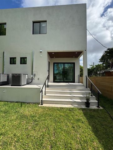 1924 NW 27th Street, Miami, FL 33142