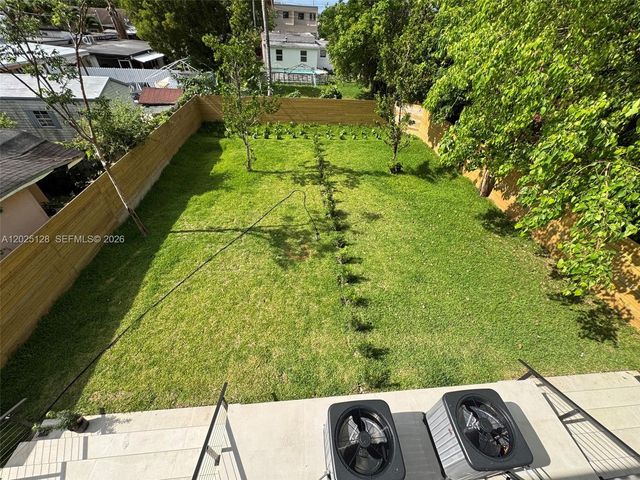 1924 NW 27th Street, Miami, FL 33142