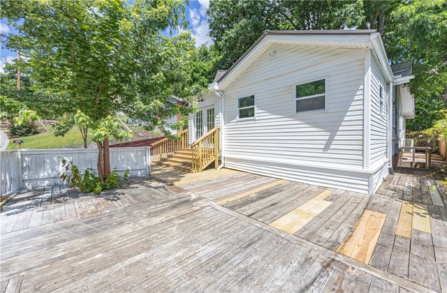 108 Lewis Dr, Penn Hills, PA 15235