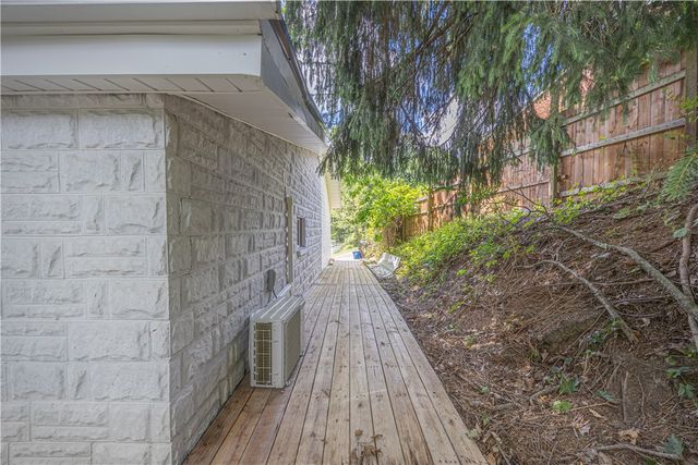 108 Lewis Dr, Penn Hills, PA 15235