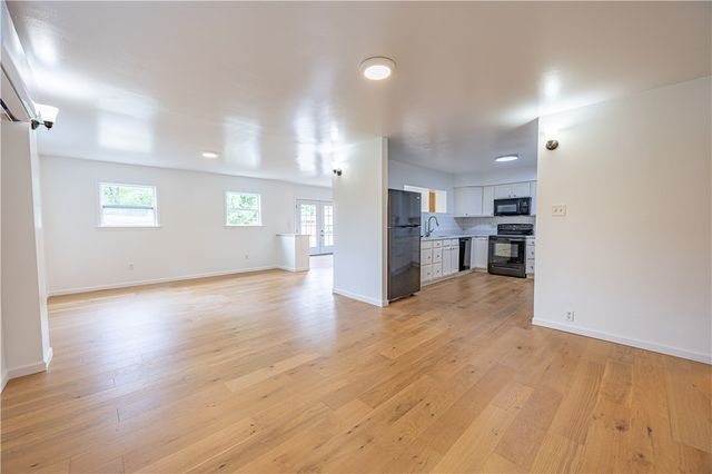 108 Lewis Dr, Penn Hills, PA 15235