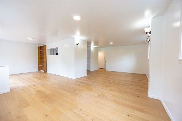 108 Lewis Dr, Penn Hills, PA 15235