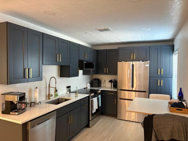 215 ILLINOIS AVENUE, St Cloud, FL 34769