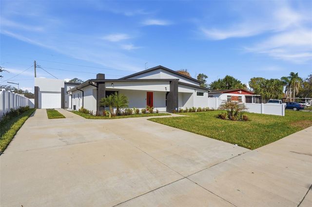 10104 N DARTMOUTH AVENUE, Tampa, FL 33612