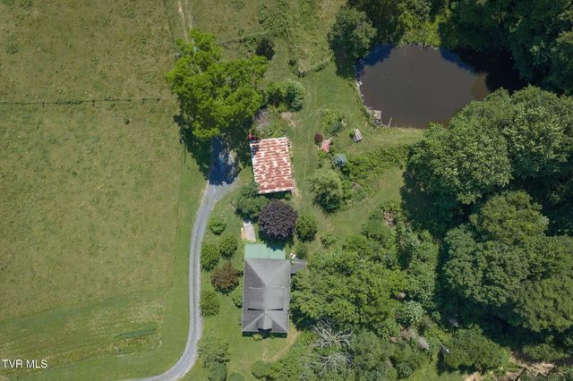 120 Teaberry Road, Roan Mountain, TN 37687