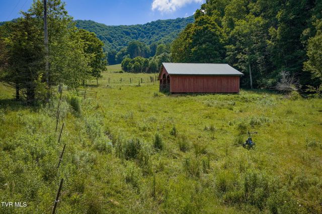 120 Teaberry Road, Roan Mountain, TN 37687