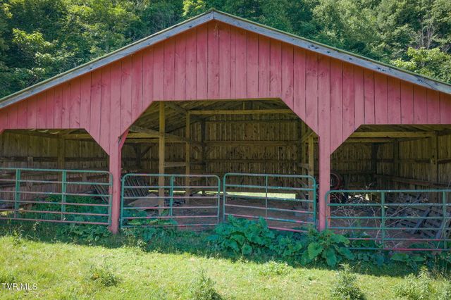 120 Teaberry Road, Roan Mountain, TN 37687