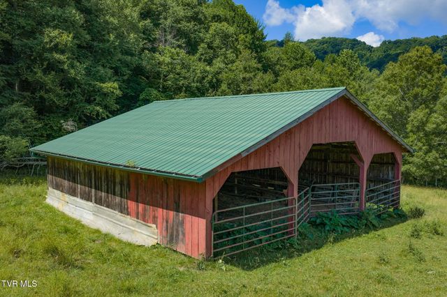 120 Teaberry Road, Roan Mountain, TN 37687