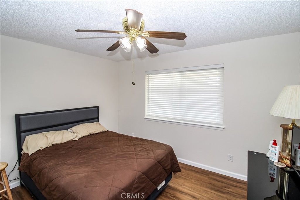 Image 14 of property listing at 12787 Cypress, Victorville, CA 92395
