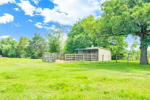 2232 Highway 164 E, Groesbeck, TX 76642