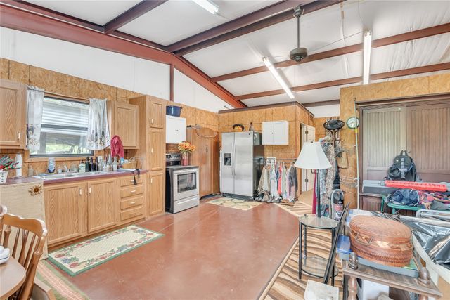 2232 Highway 164 E, Groesbeck, TX 76642