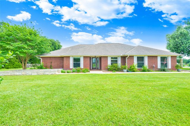 2232 Highway 164 E, Groesbeck, TX 76642