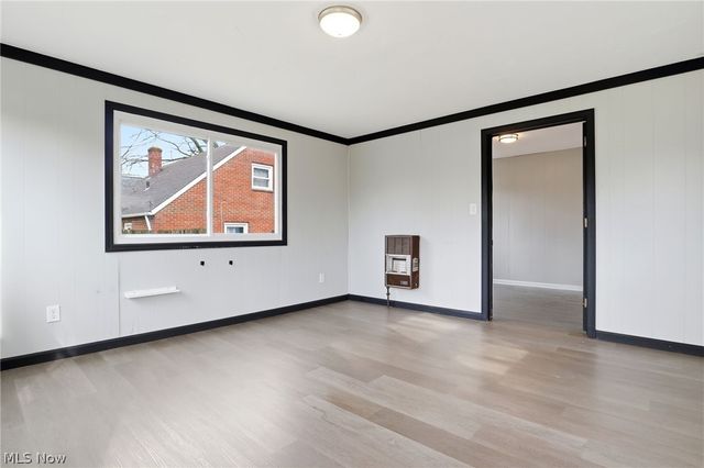 6703 Theota Avenue, Parma, OH 44129