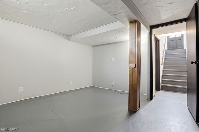 6703 Theota Avenue, Parma, OH 44129