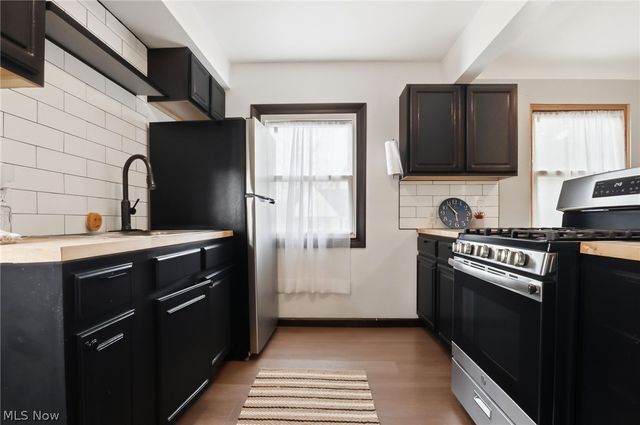 6703 Theota Avenue, Parma, OH 44129