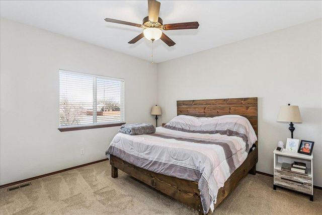 2402 S Fieldcrest, Wichita, KS 67215