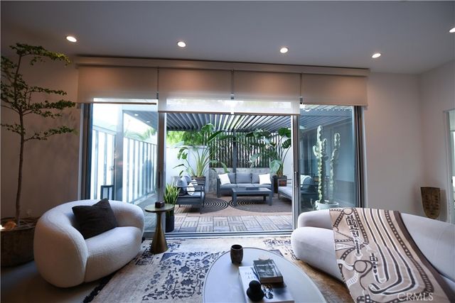 901 Hancock Avenue 209, West Hollywood, CA 90069