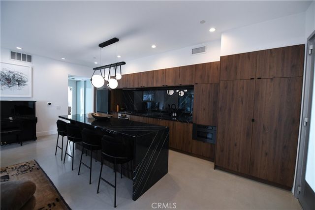 901 Hancock Avenue 209, West Hollywood, CA 90069