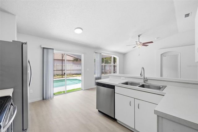 2706 KRIS XING, Ocoee, FL 34761
