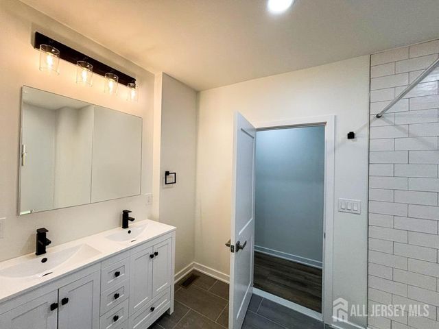 438 Lawrence Street, Burlington City, NJ 08
