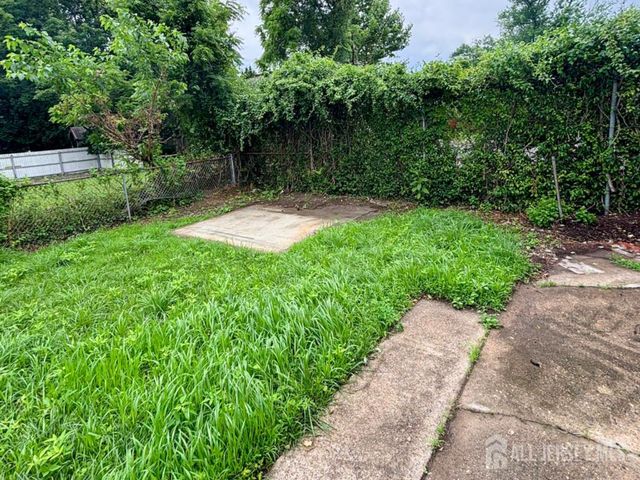 438 Lawrence Street, Burlington City, NJ 08