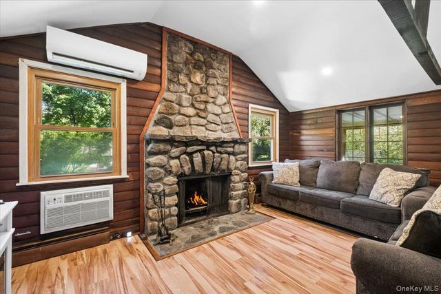 291 Peekskill Hollow Road, Putnam Valley, NY 10579