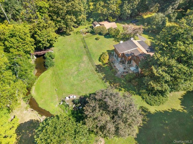 291 Peekskill Hollow Road, Putnam Valley, NY 10579