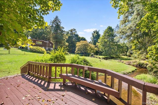 291 Peekskill Hollow Road, Putnam Valley, NY 10579
