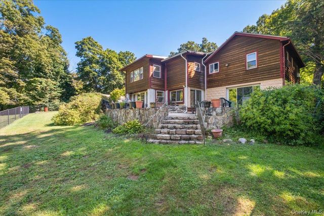291 Peekskill Hollow Road, Putnam Valley, NY 10579