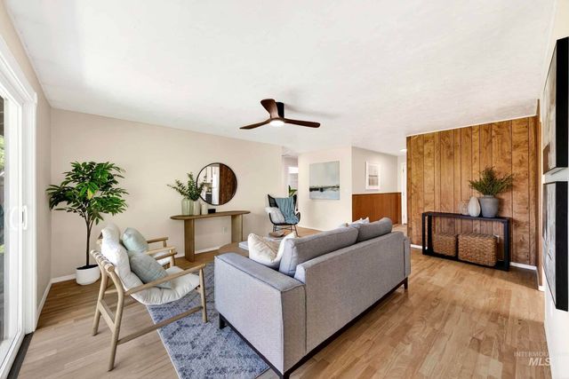 1408 N Indiana Ave, Caldwell, ID 83605