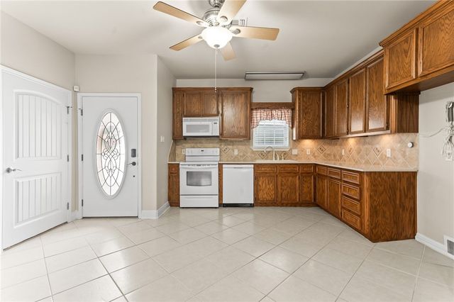 1617 Westridge Blvd, Corpus Christi, TX 78418