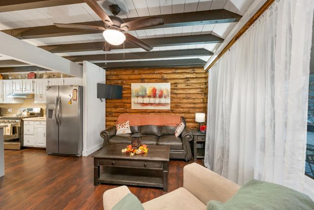 24 Whippoorwill Lane, Bedford, NH 03110