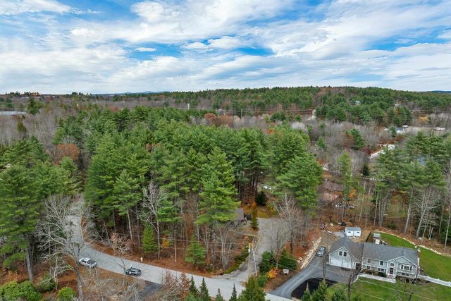 24 Whippoorwill Lane, Bedford, NH 03110