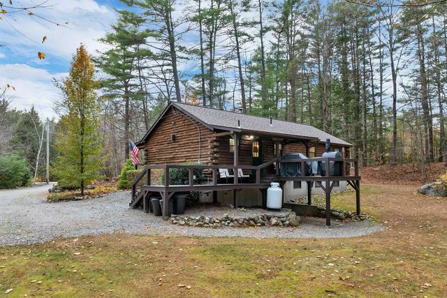 24 Whippoorwill Lane, Bedford, NH 03110