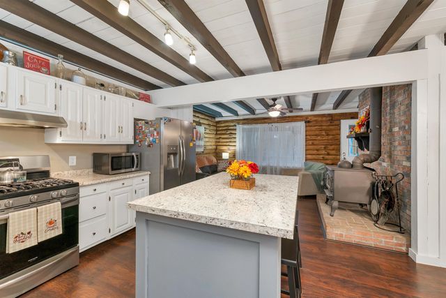 24 Whippoorwill Lane, Bedford, NH 03110