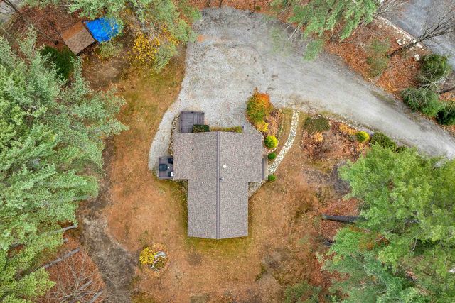 24 Whippoorwill Lane, Bedford, NH 03110