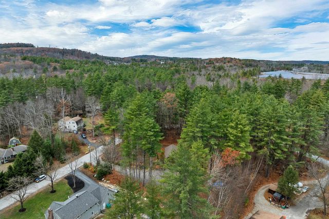 24 Whippoorwill Lane, Bedford, NH 03110