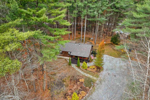 24 Whippoorwill Lane, Bedford, NH 03110
