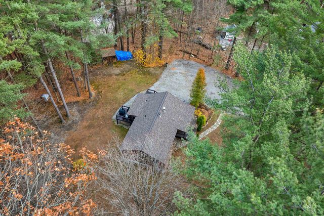 24 Whippoorwill Lane, Bedford, NH 03110