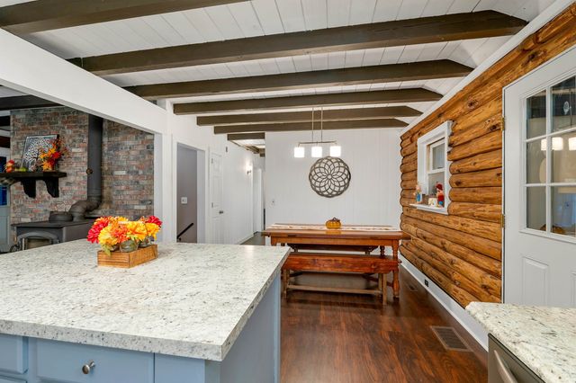 24 Whippoorwill Lane, Bedford, NH 03110