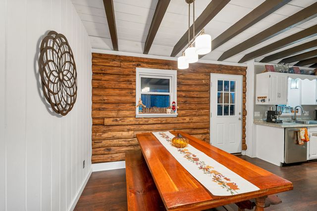 24 Whippoorwill Lane, Bedford, NH 03110