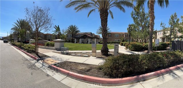 6055 Snapdragon, Eastvale, CA 92880