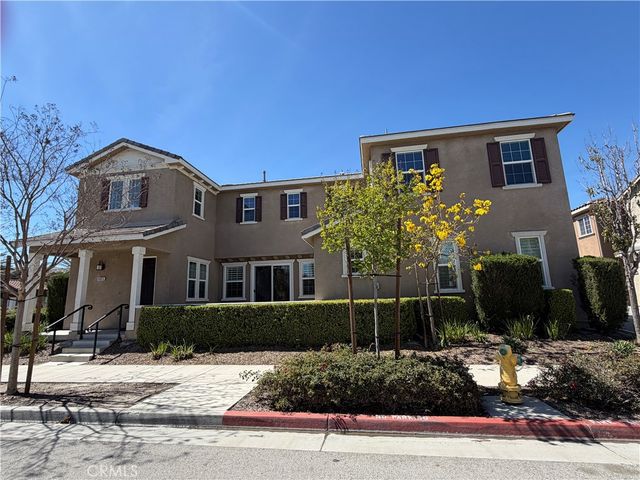 6055 Snapdragon, Eastvale, CA 92880