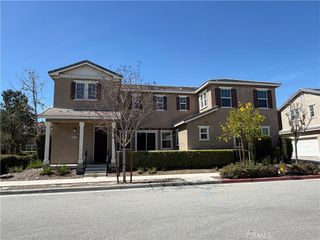 6055 Snapdragon, Eastvale, CA 92880