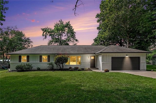 3515 W 93rd Street, Leawood, KS 66206