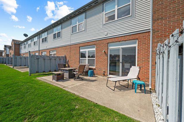 9252 Great Lakes Circle, Washington Twp, OH 45458