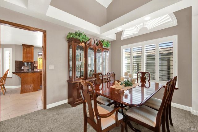 590 Laramie Way, Vacaville, CA 95688