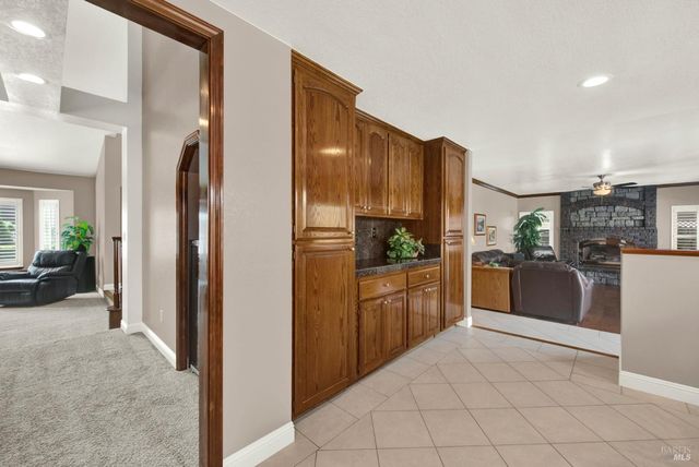 590 Laramie Way, Vacaville, CA 95688